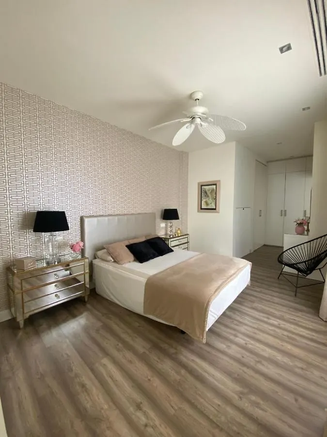 La Casa Nueva, Casa Moderna En Centro Historico Villa Cordoba